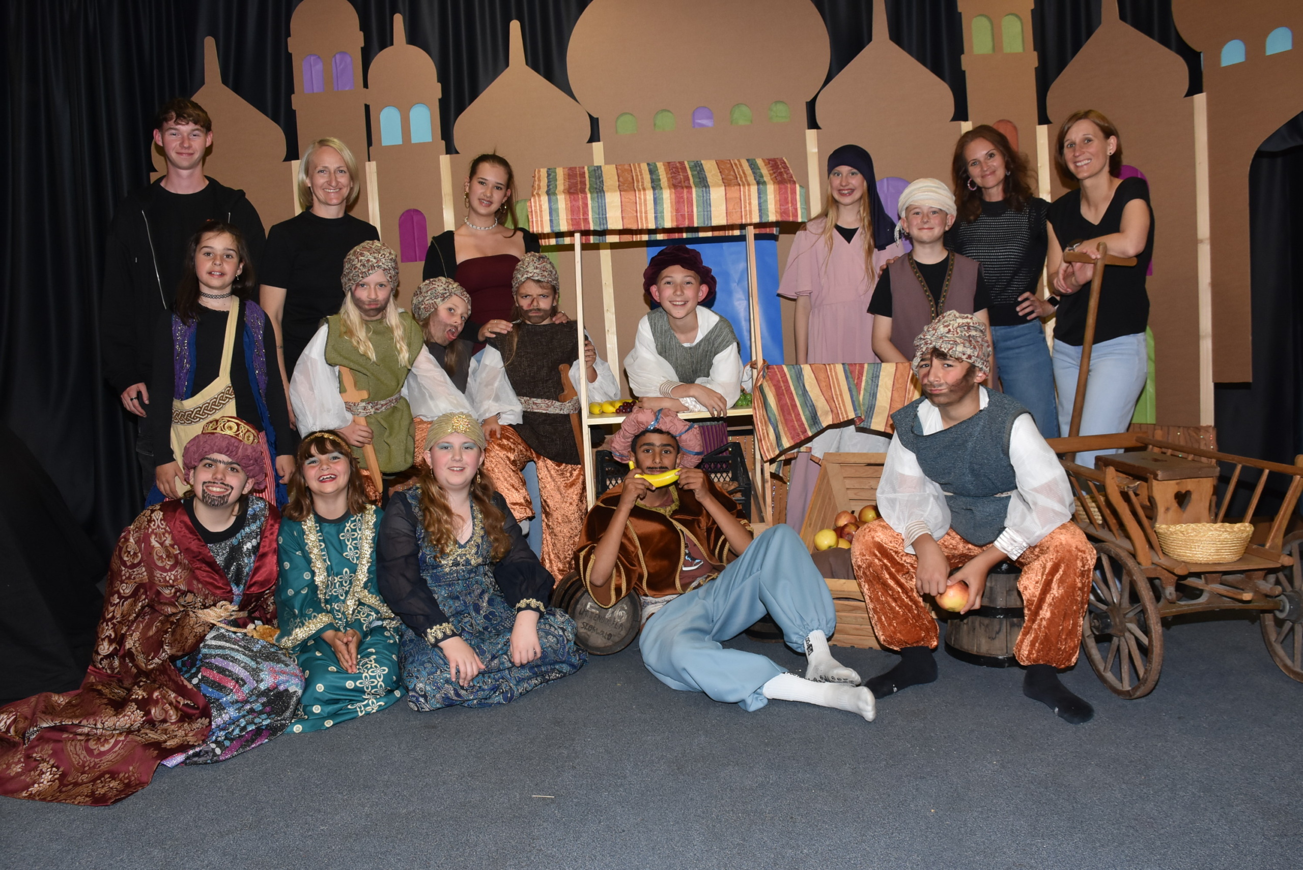 Jugendtheater führt Ali Baba und die 40 Räuber auf